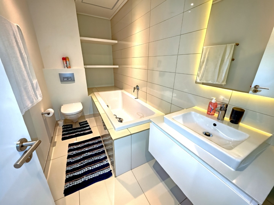 2 Bedroom Property for Sale in Cape Town City Centre Western Cape